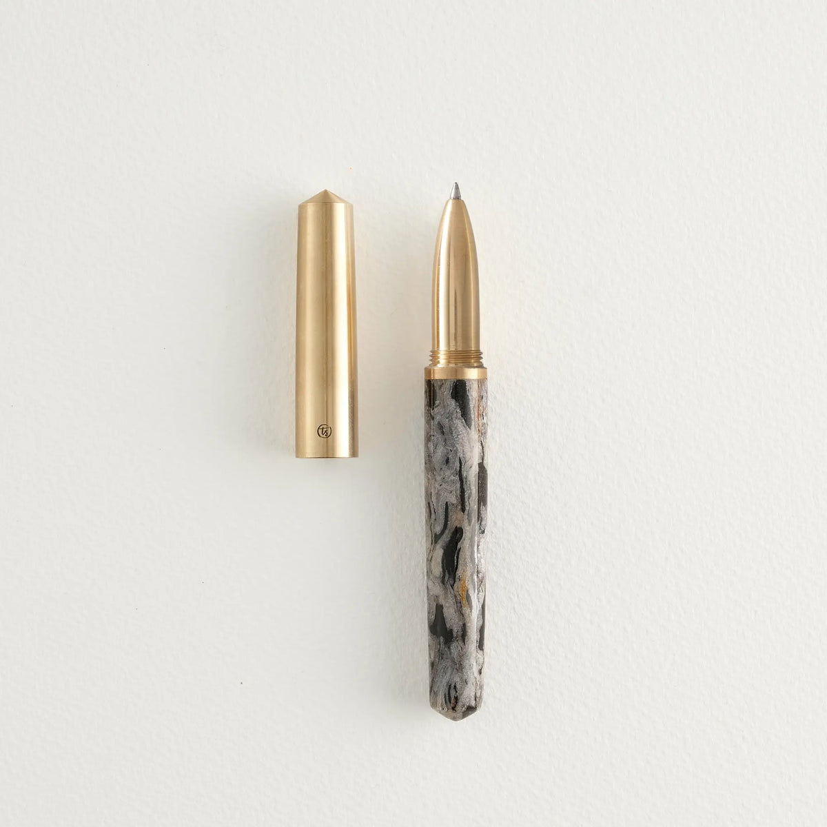 Tom's Studio Studio Handmade Fountain Pen - Fabreco Monochrome