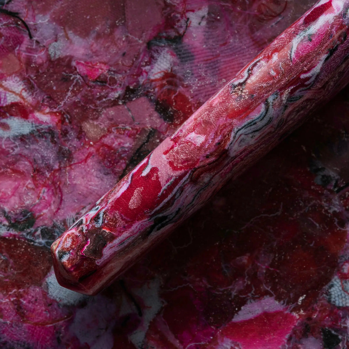 Tom's Studio Studio Handmade Rollerball - Fabreco Pink Beach
