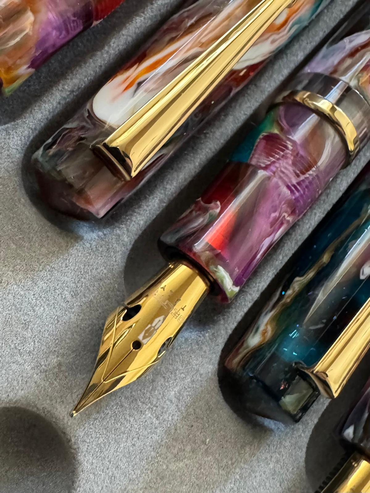 Delta Duna Fountain Pen - Primary Manipulation 6.0 (Atlas Exclusive)