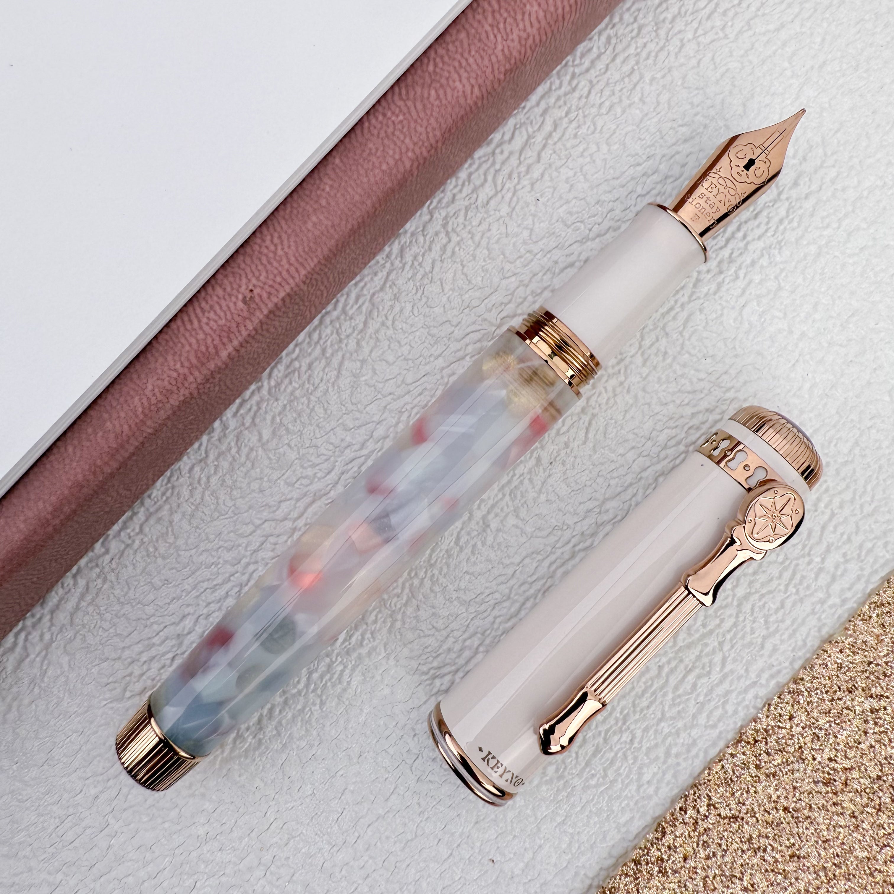 字幅EF Dominant Industry keyno No.014 万年筆 Dominant Industry Keyno Fountain Pen - No.014 Cherishment – Atlas