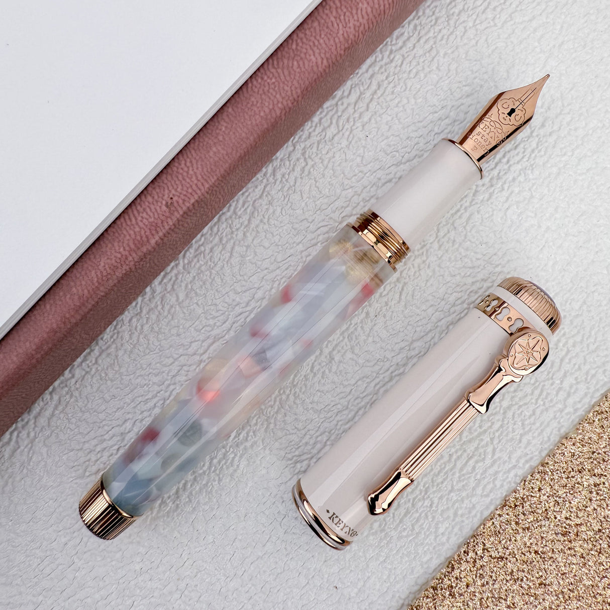 Dominant Industry Keyno Fountain Pen - No.014 Cherishment