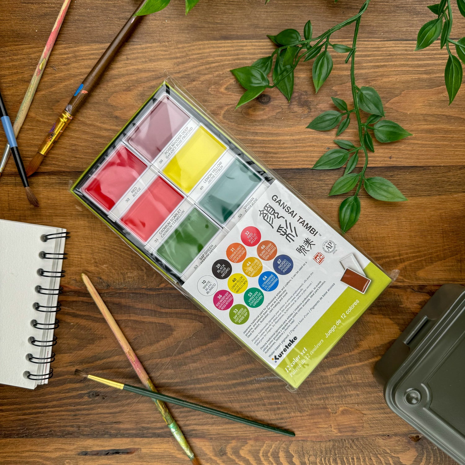 Kuretake Gansai Tambi 12 Color Set