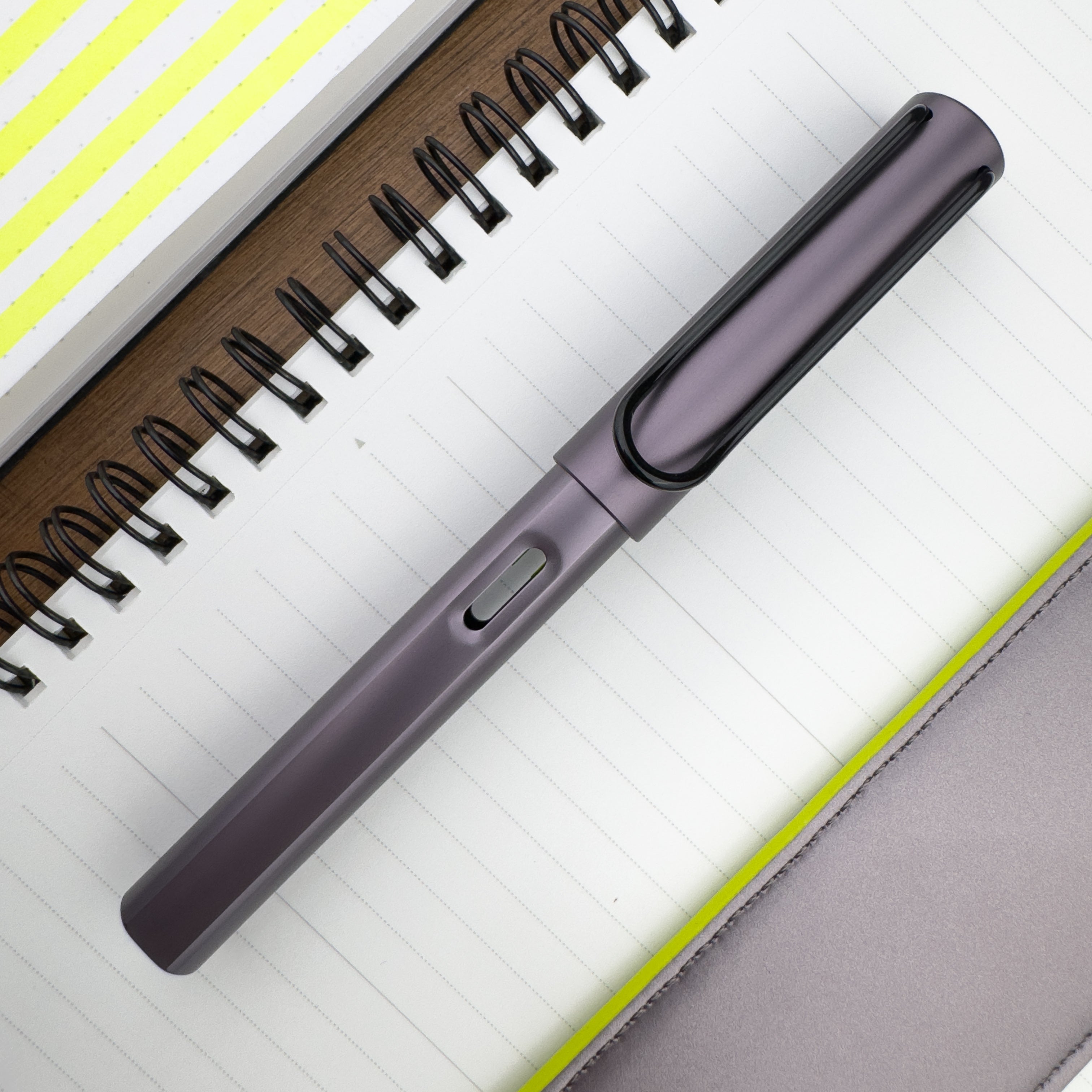 Lamy Al-Star Fountain Pen - Aubergine (Special Edition) – Atlas