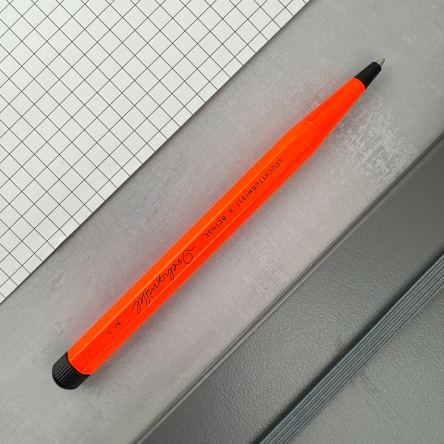Leuchtturm Drehgriffel N. 1 Ballpoint Pen - Luminous Edition