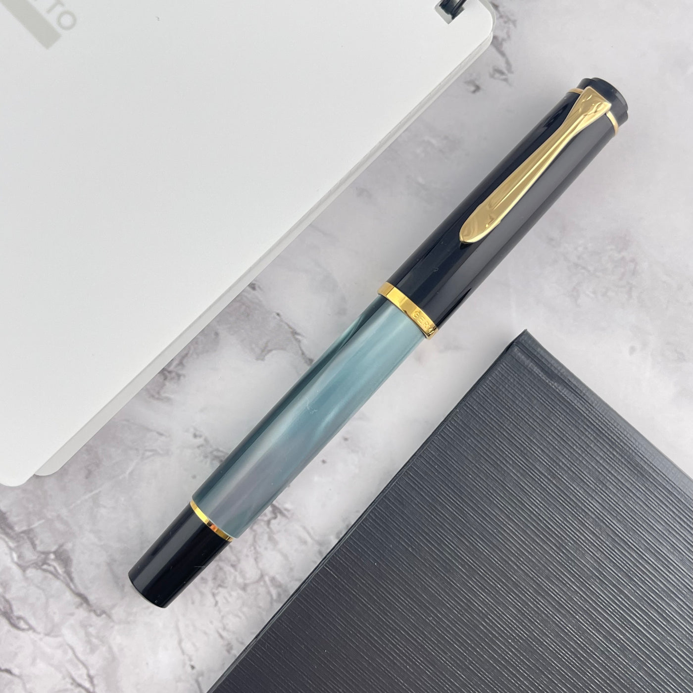 Pelikan Classic M200 Fountain Pen - Green-Marbled