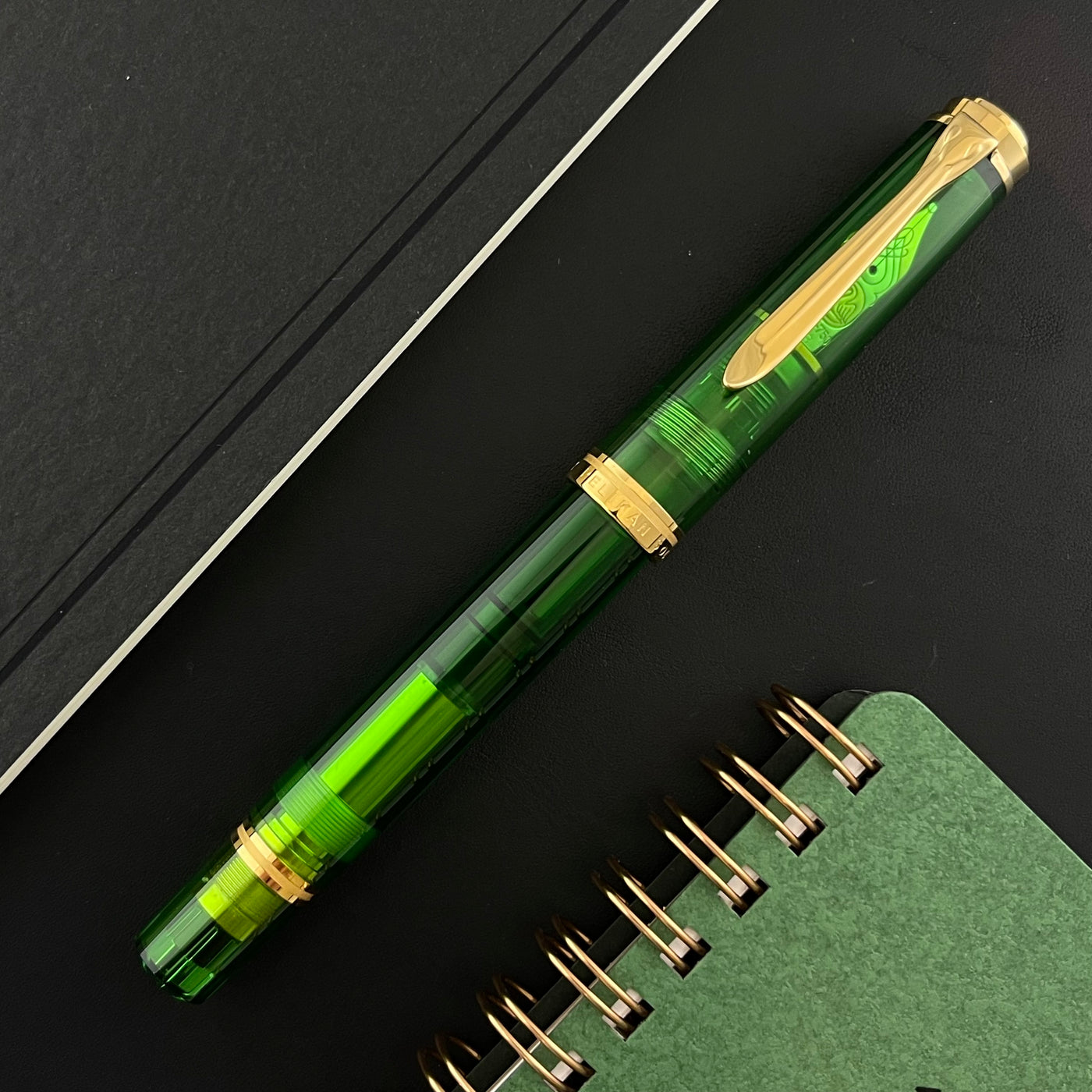 Pelikan Souveran M800 Fountain Pen - Green Demonstrator (Special Edition)