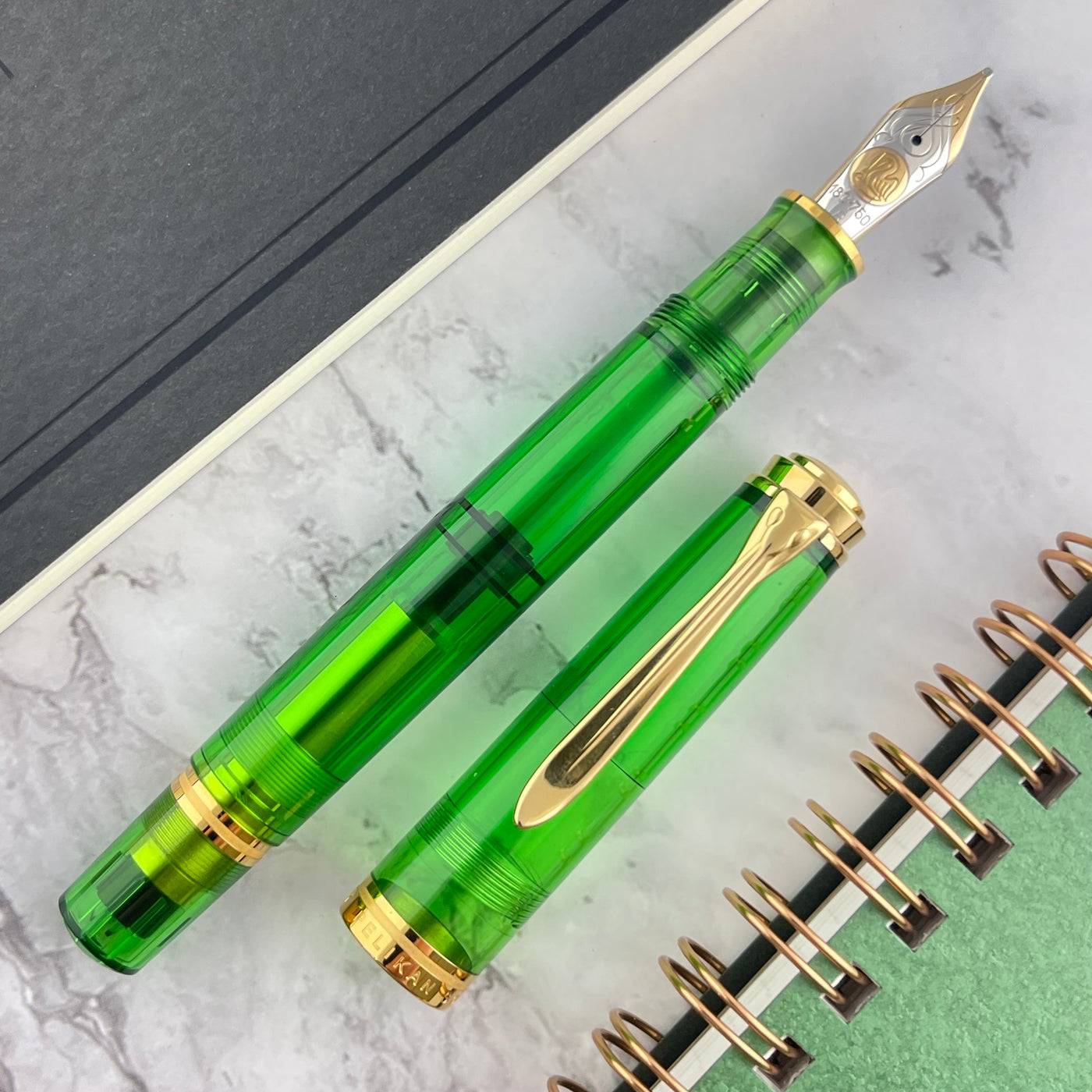 Pelikan Souveran M800 Fountain Pen - Green Demonstrator (Special ...