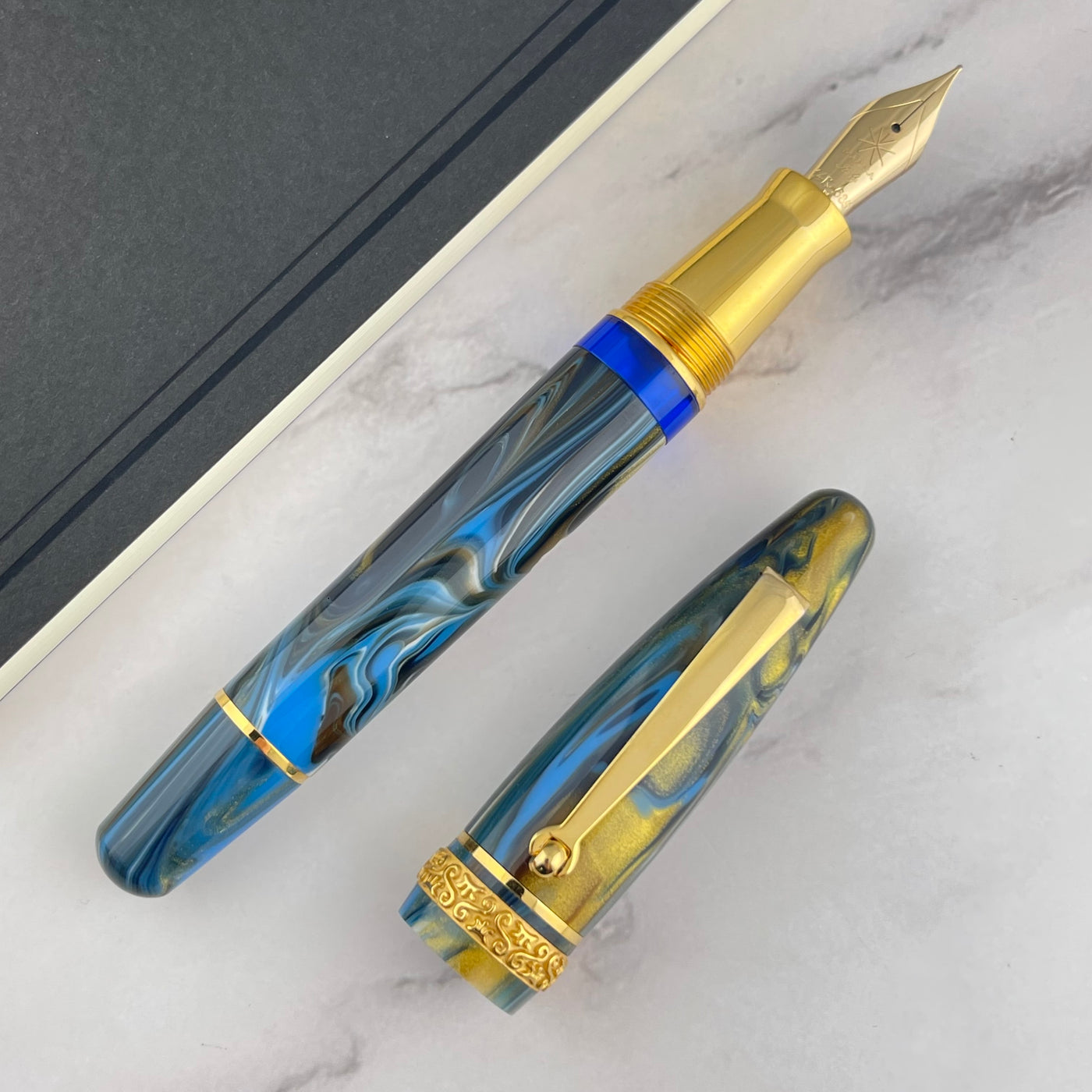 Maiora Ogiva Fountain Pen - Blue (14kt Gold)