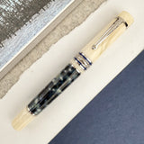 Maiora Nino Marino Signature The Ivy Ring Fountain Pen - Luna Caprese (Limited Edition)