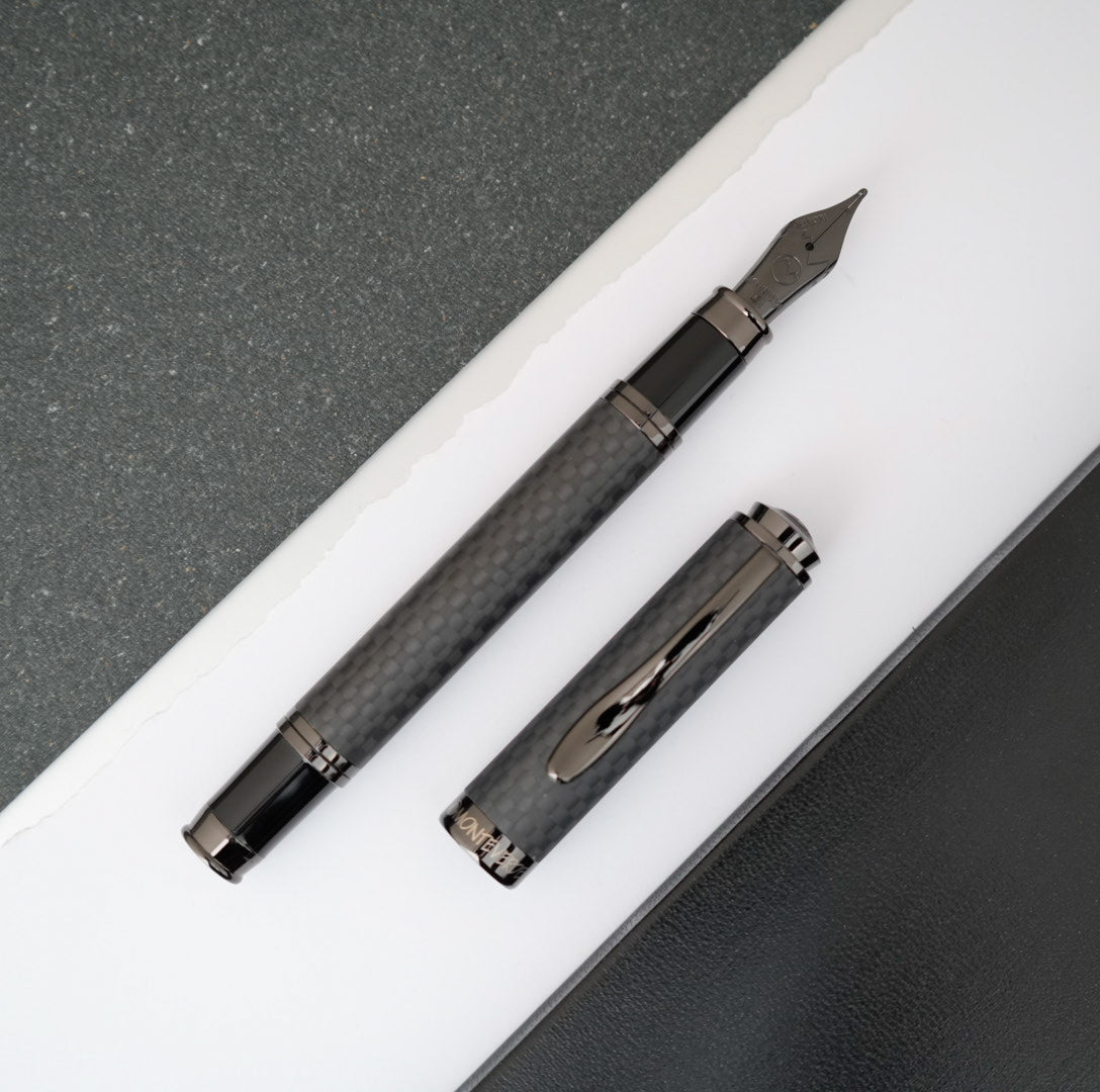 Monteverde Innova Fountain Pen - Matte Carbon Fiber w/ Gunmetal