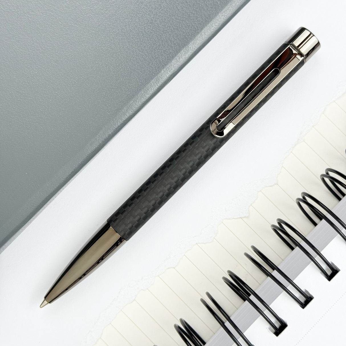 Monteverde Ritma Ballpoint Pen - Matte Carbon Fiber