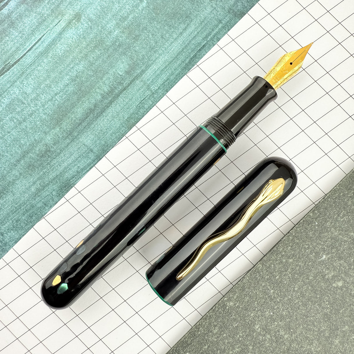 IKKAKU by Nahvalur Fountain Pen - Year of the Snake (Limited Edition)