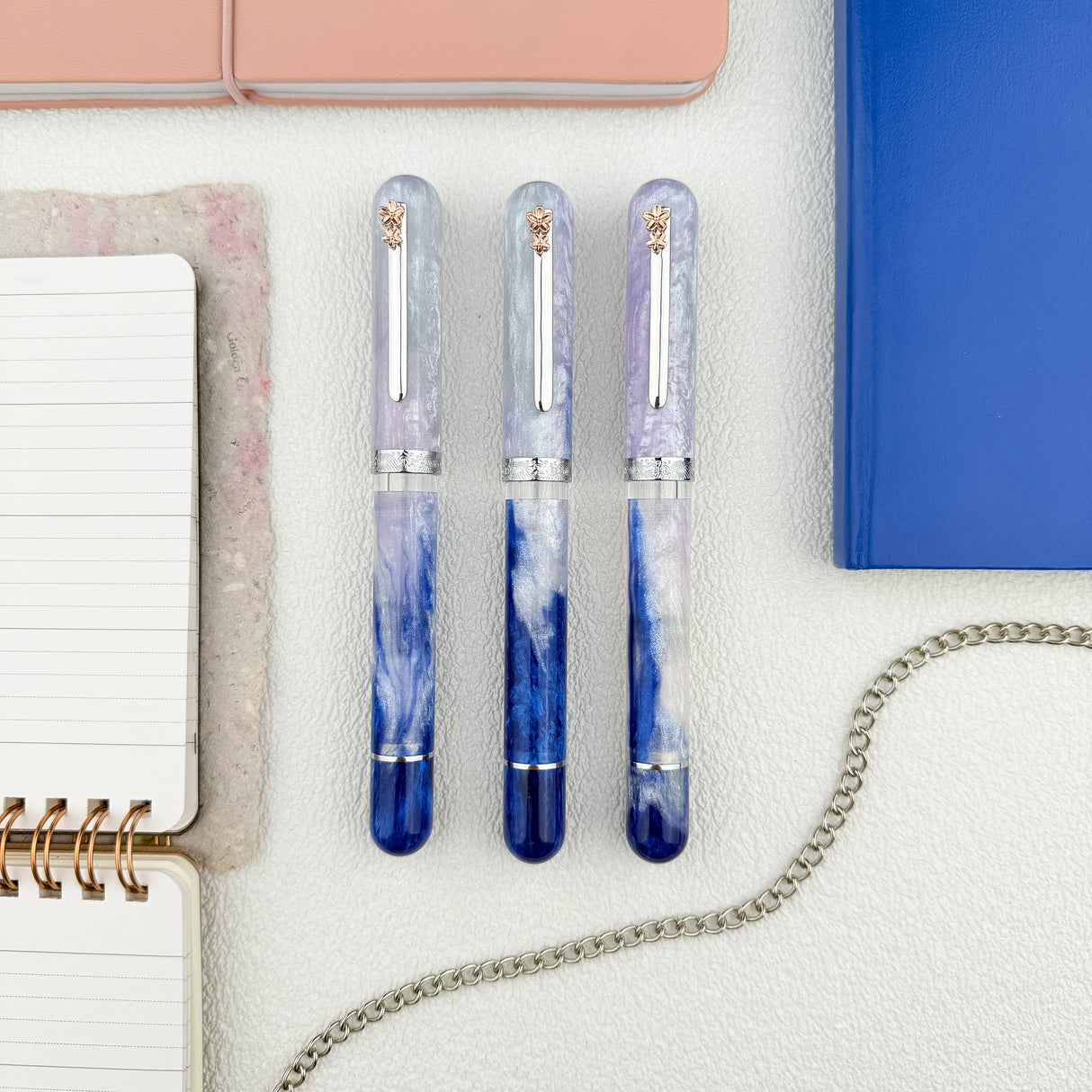 Nahvalur (Narwhal) Voyage Cherry Blossom Fountain Pen (Special Edition)