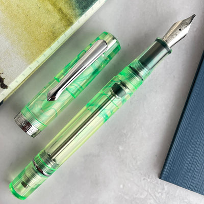 Nahvalur (Narwhal) Original Plus Fountain Pen - Altifrons Green