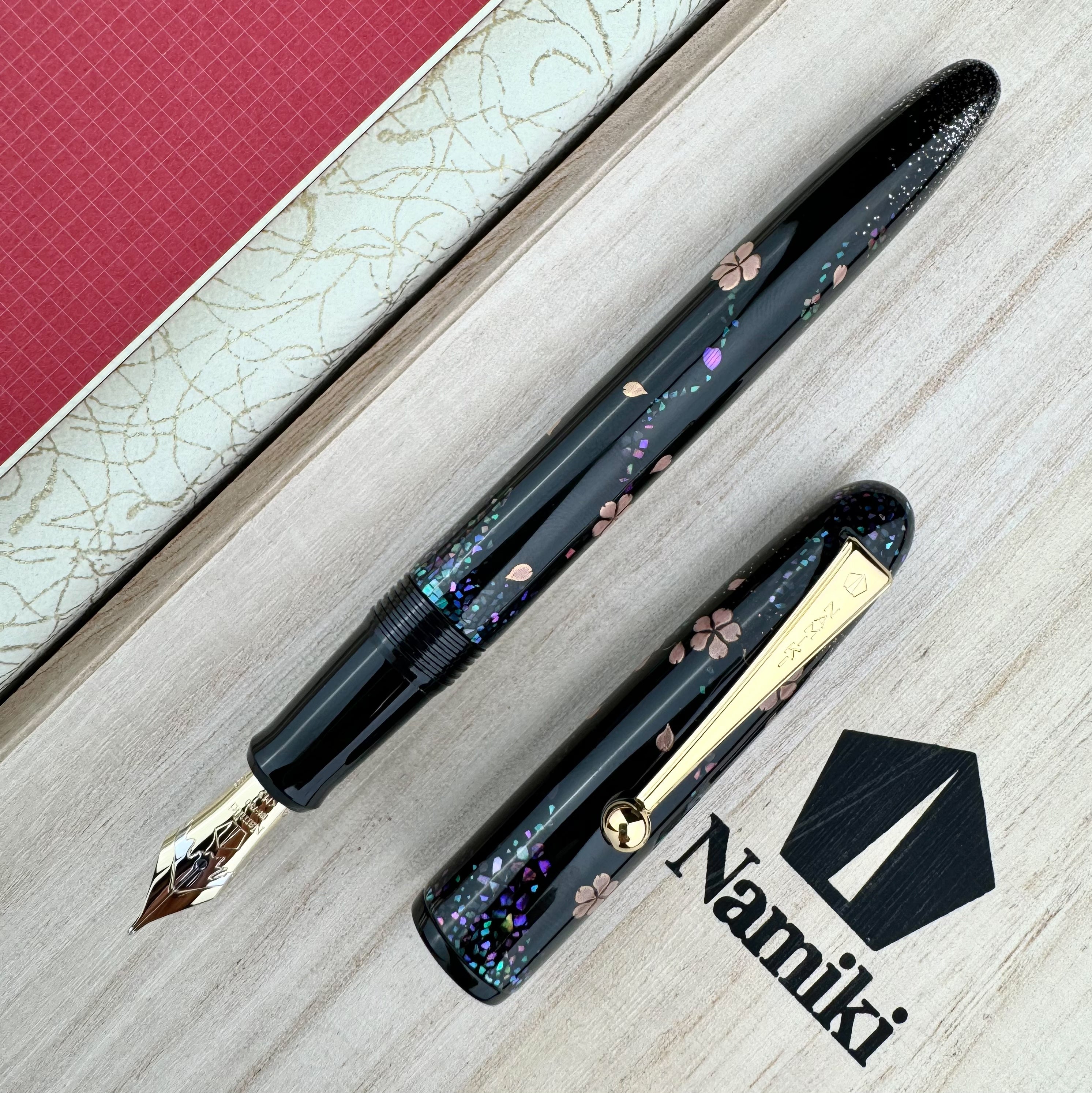 cherry blossoms night pen【河村】NAMIKI夜桜 Namiki Yukari Fountain Pen - Cherry Blossoms at Night – Atlas