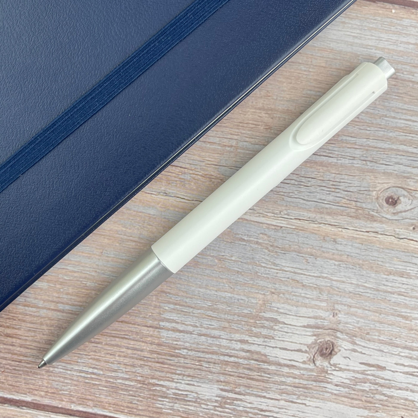 Lamy Noto Ballpoint Pen - Silver / White