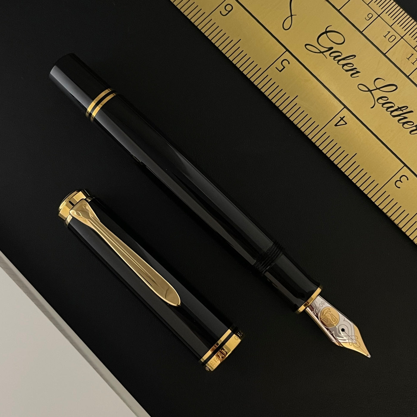 Pelikan Souveran M800 Fountain Pen - Black w/ Gold Trim