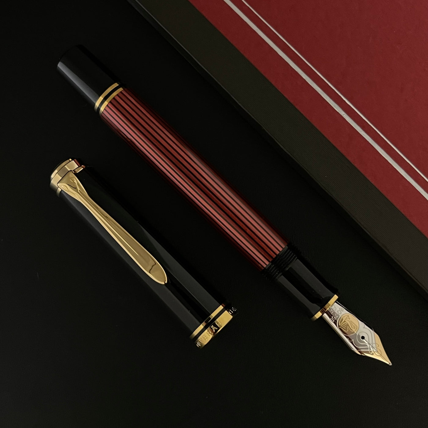Pelikan Souveran M800 Fountain Pen - Red
