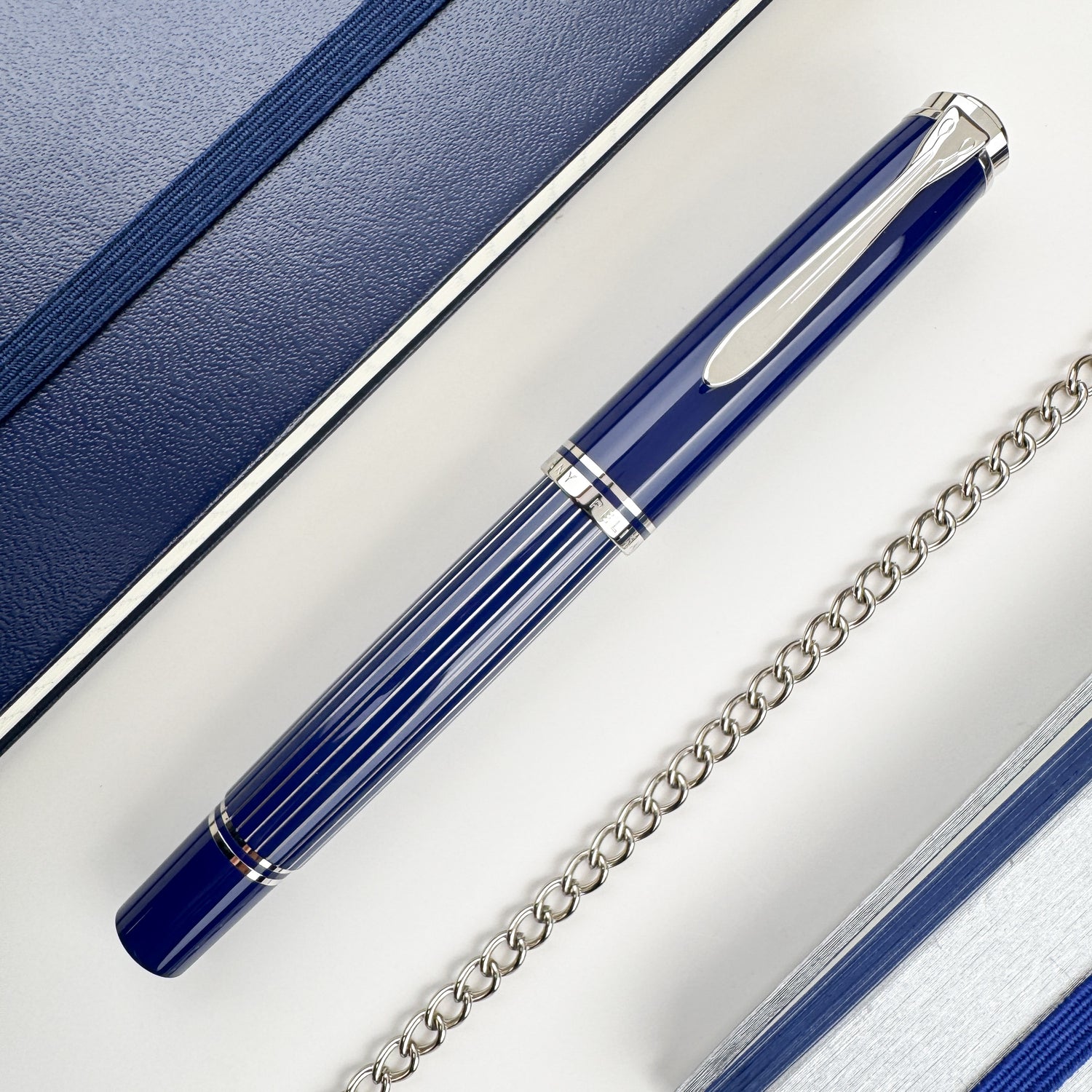 Pelikan Souveran M815 Fountain Pen - Metal Striped Blue (Special Edition)