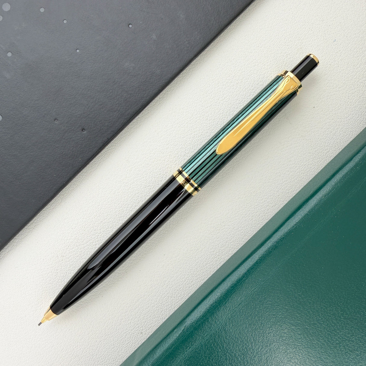 Pelikan Souveran D400 Mechanical Pencil - Green