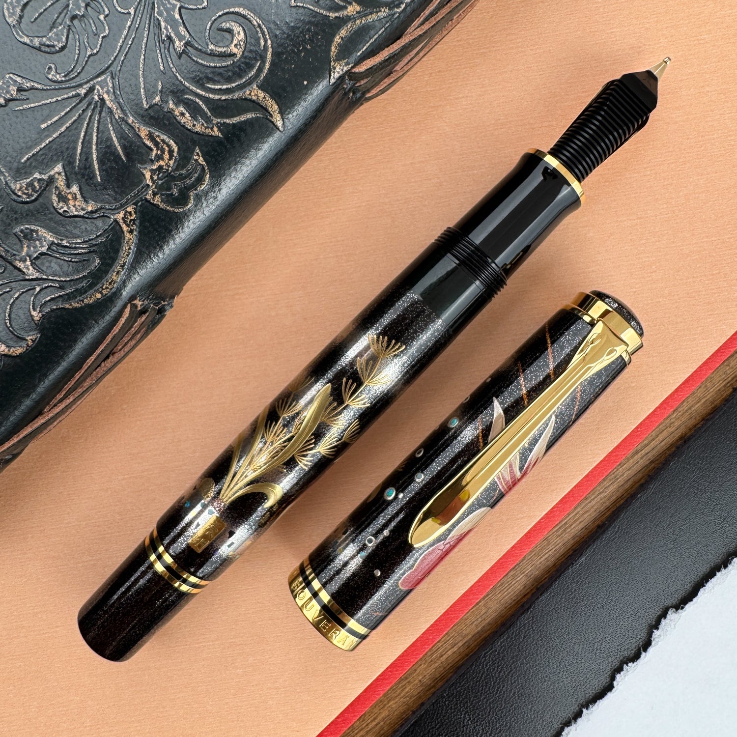 Pelikan Souveran M1000 Fountain Pen - Maki-e Goldfish (Limited Edition)