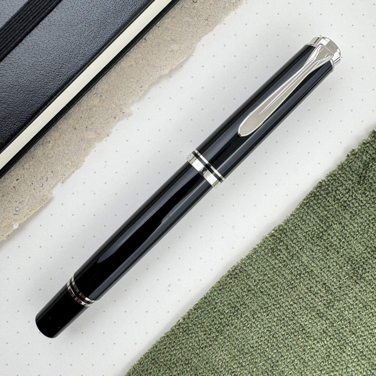 Pelikan Souveran M405 Fountain Pen - Black