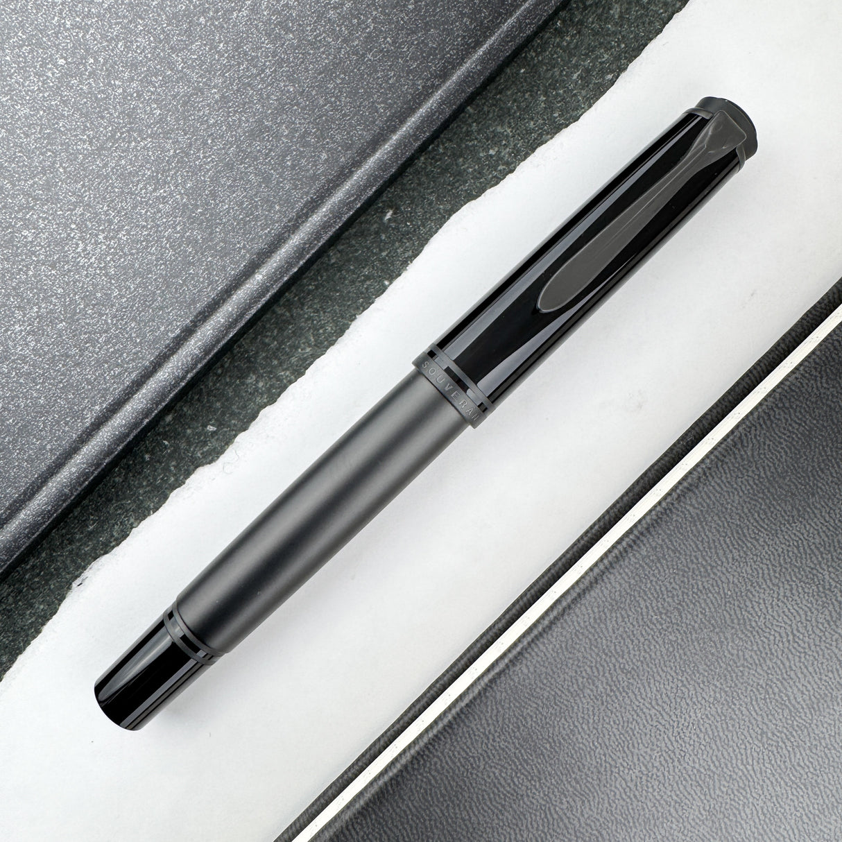 Pelikan Souveran M809 Fountain Pen - Black Matte (Special Edition)