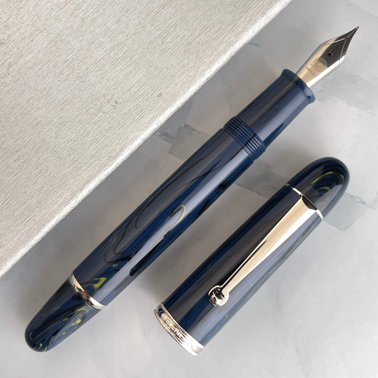 Penlux Masterpiece Grande Fountain Pen - Starry Night