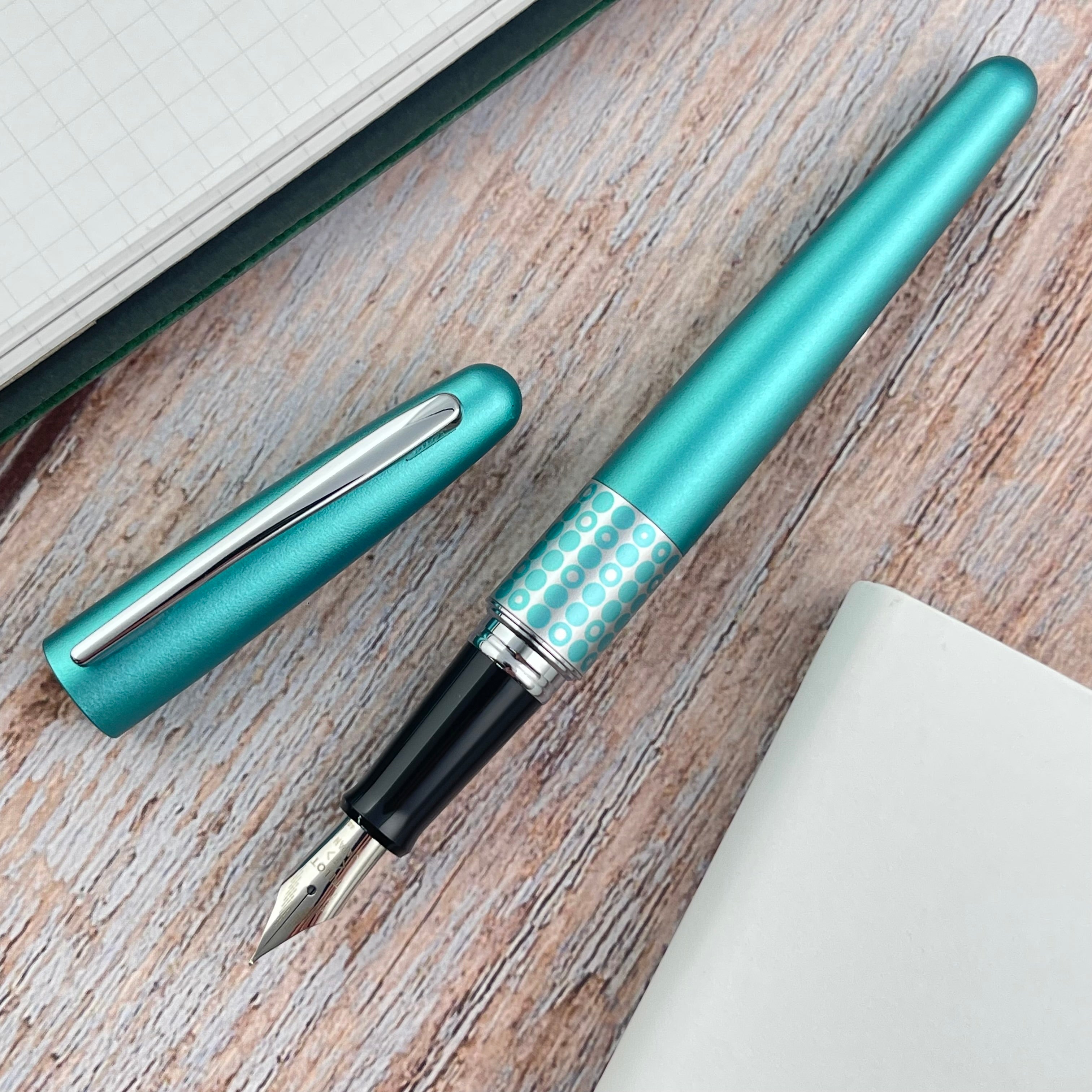 Pilot Metropolitan Fountain Pen - Turquoise – Atlas Stationers