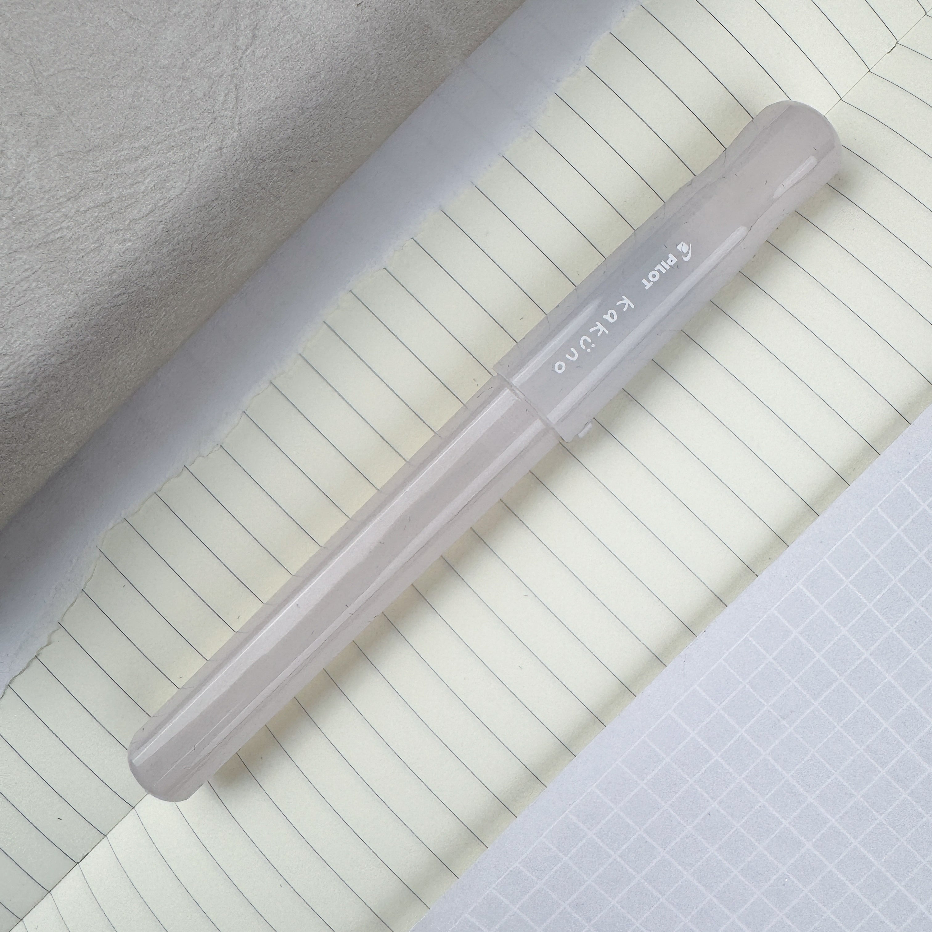 Pilot Kakuno Fountain Pen - Cumulus White – Atlas Stationers