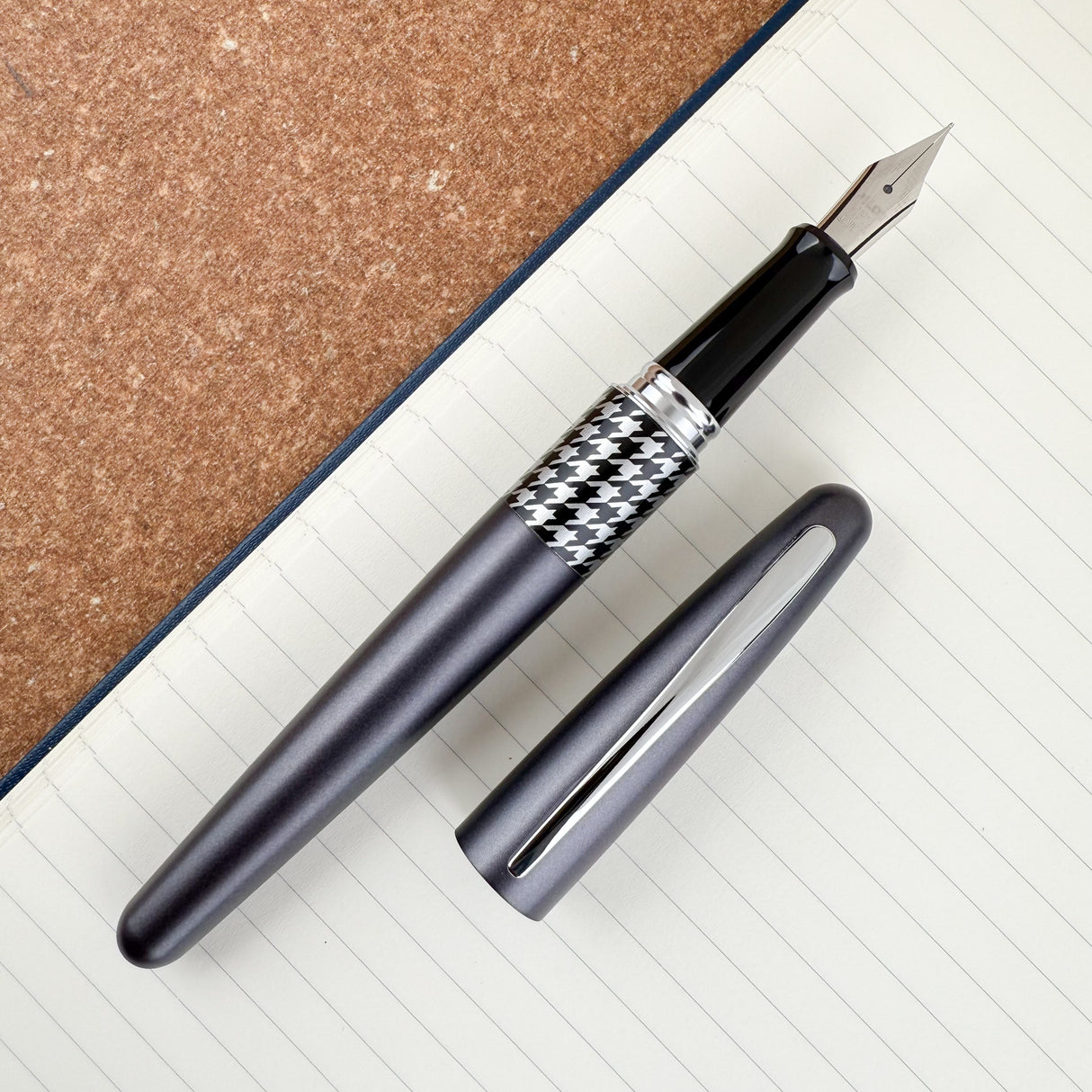 Pilot Metropolitan Fountain Pen - Gray
