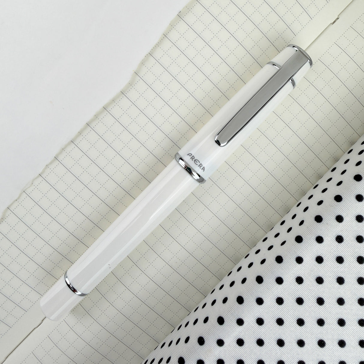 Pilot Prera Fountain Pen - Porcelain White