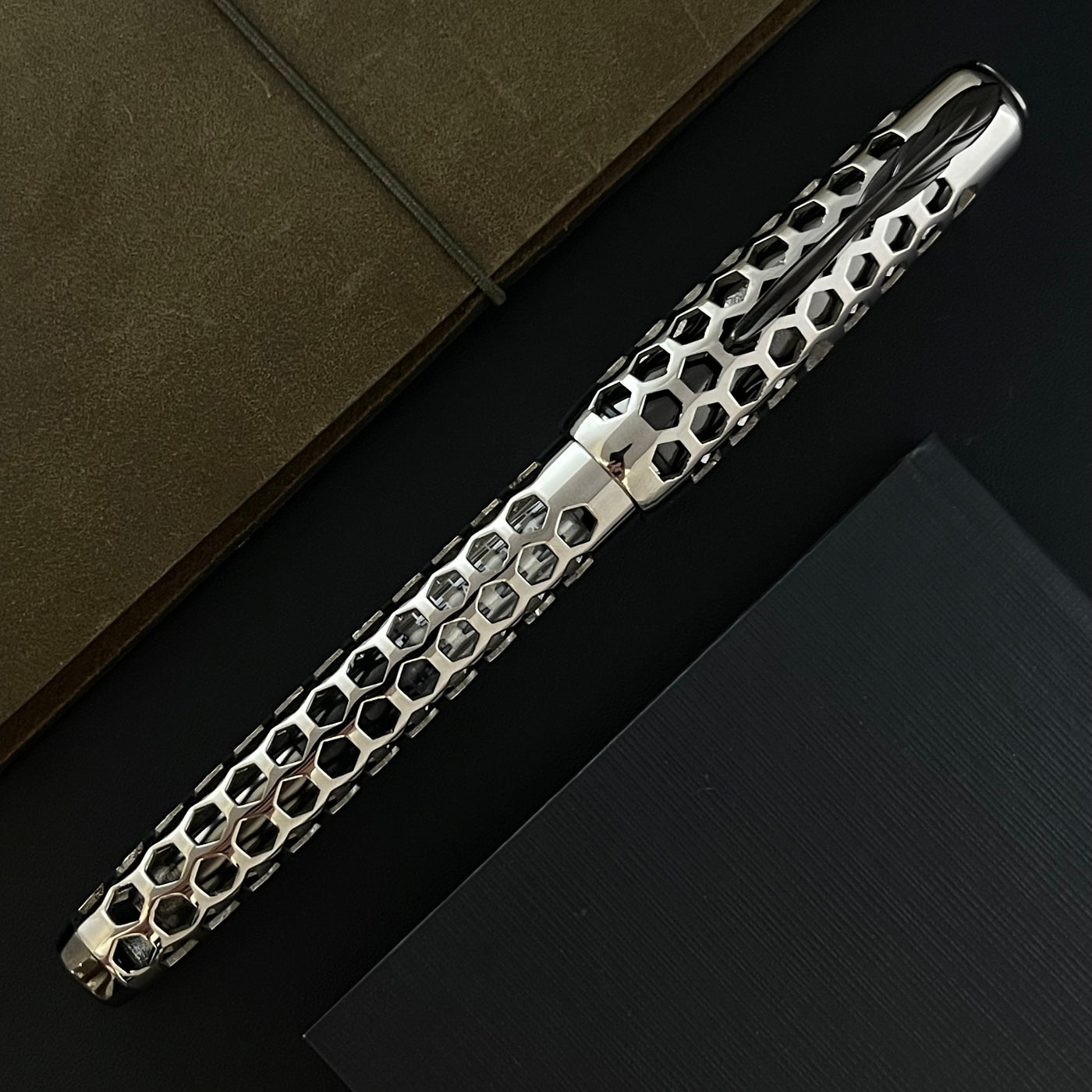 Pineider Honeycomb Fountain Pen - Silver (Limited Edition)