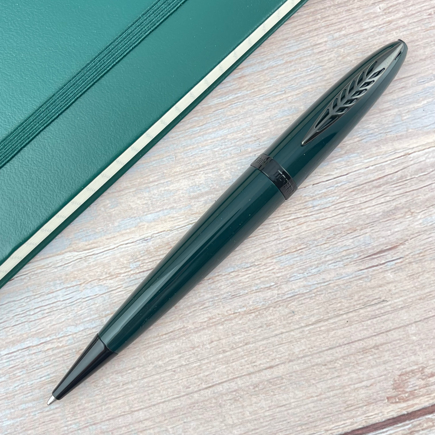 Pineider Modern Times Ballpoint Pen - Racing Green w/ Black