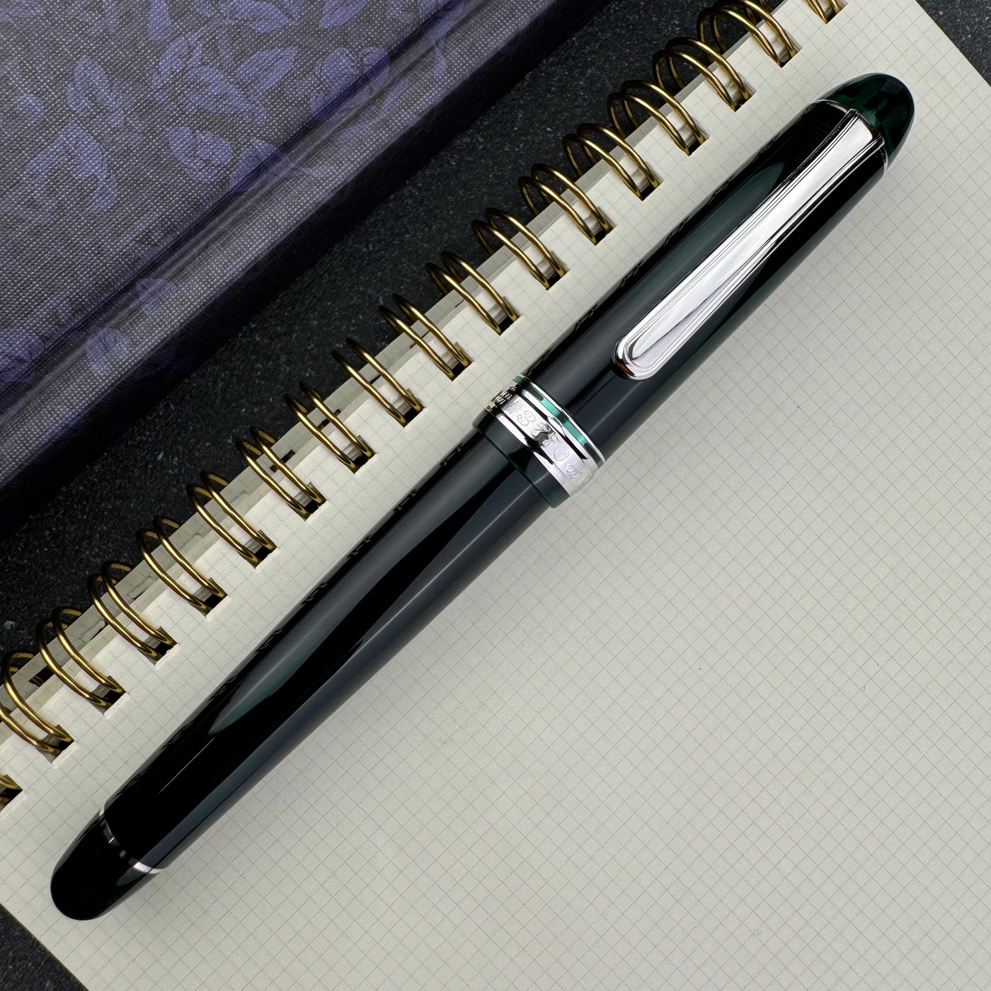 PLATINUM Japanse vulpen #3776 Century Rhodium Laurel Green PLATINUM Japanse vulpen #3776 Century Rhodium Laurel Green