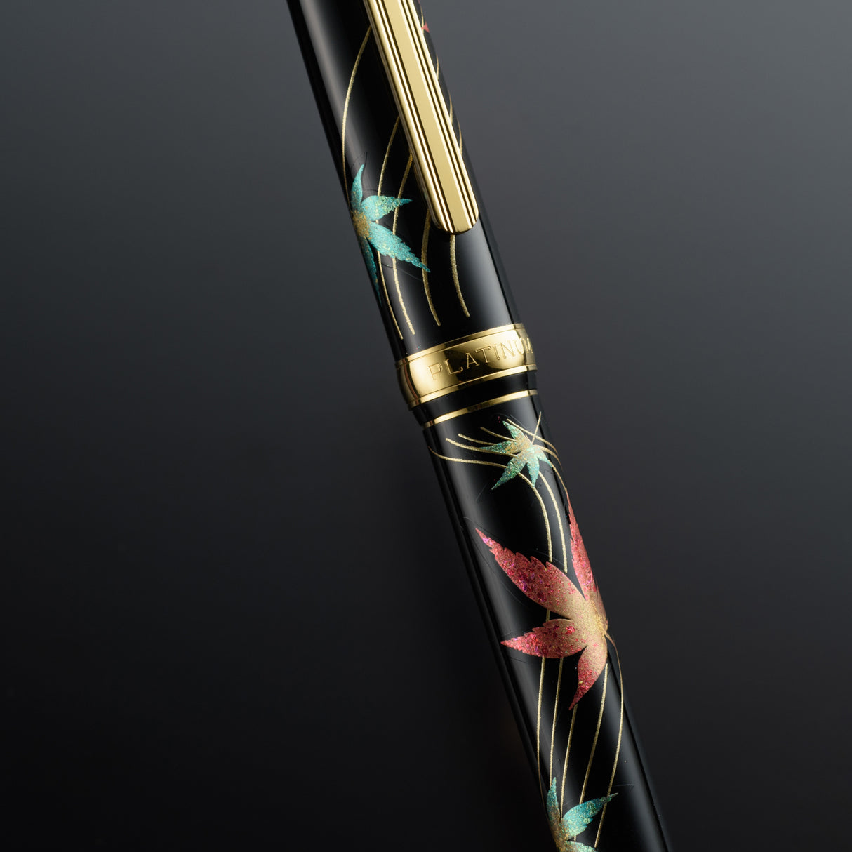 Platinum Classic Maki-e Fountain Pen - Autumn Leaves