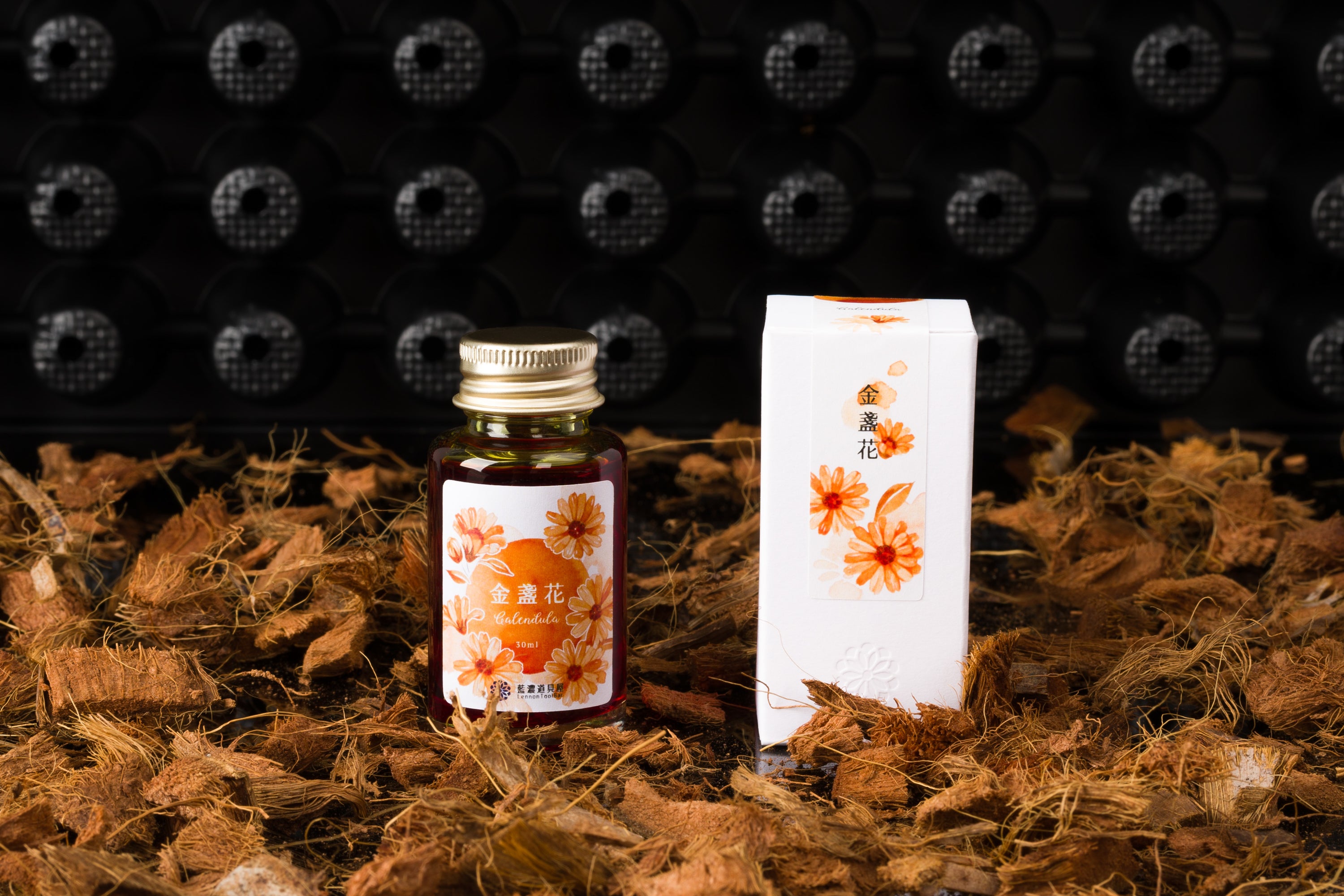 Lennon Tool Bar Calendula - 30ml Bottled Ink – Atlas Stationers