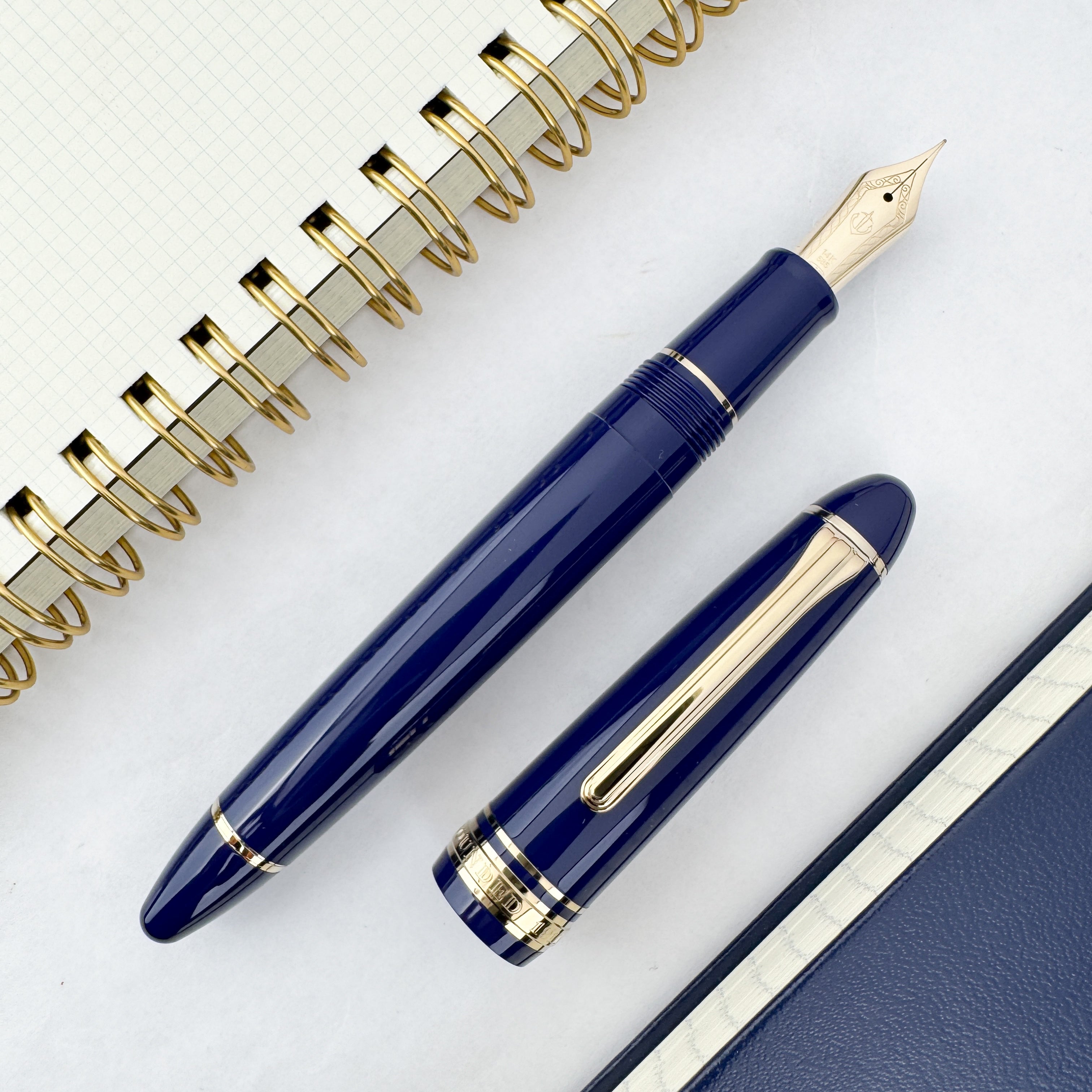 Sailor 1911L 14K Gold Trim Fountain Pen - Pearl Blue – Atlas