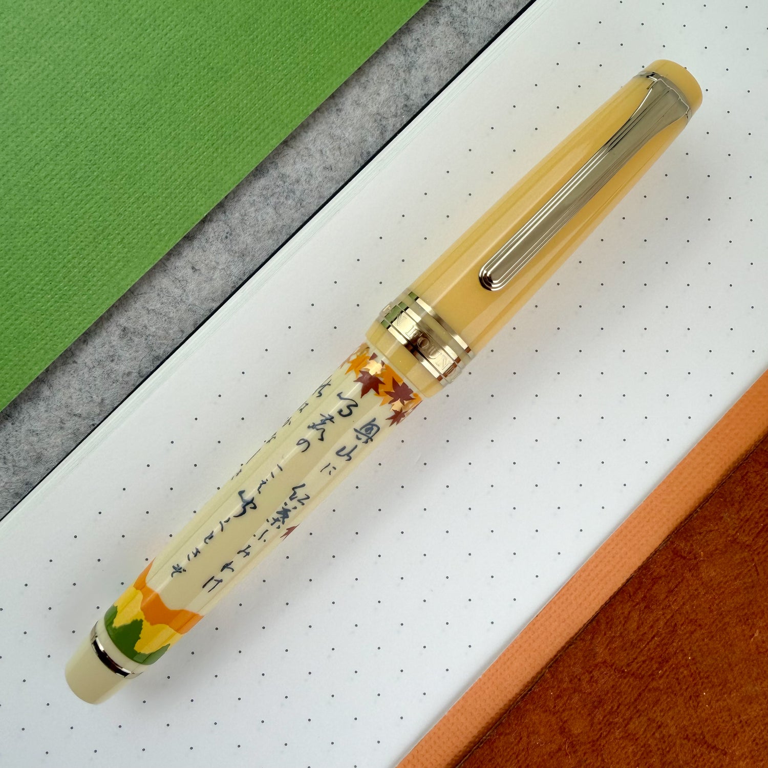 Sailor Pro Gear Slim Fountain Pen - Season Waka Poetry - Autumn