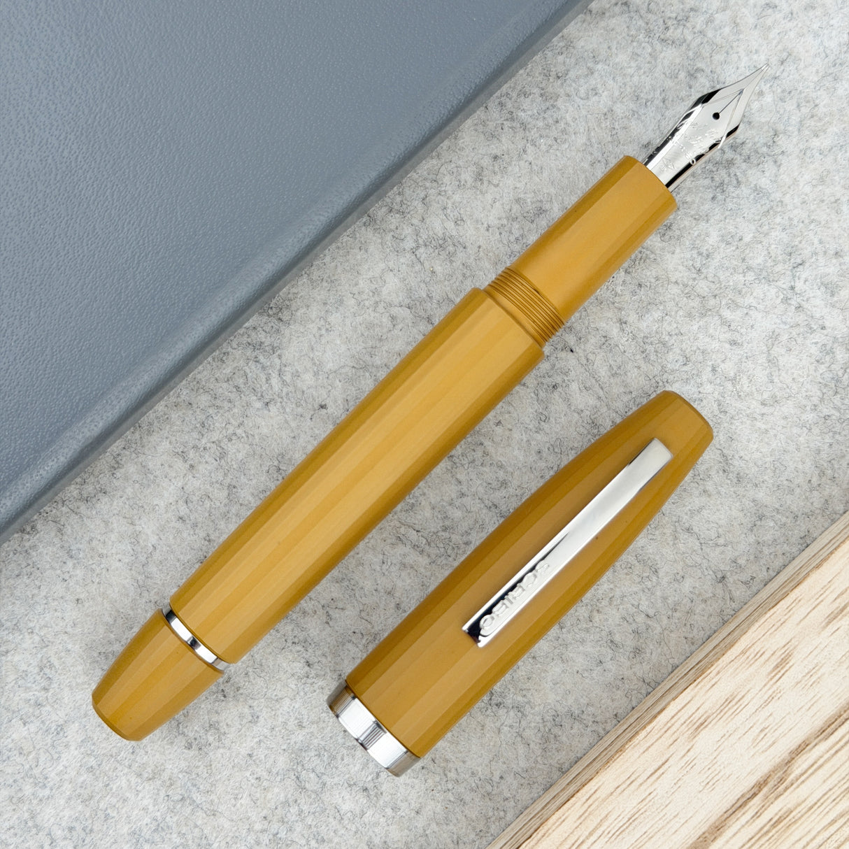 Scribo Flow Fountain Pen - Forma