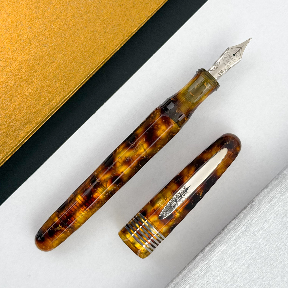 Stipula Etruria Faceted Fountain Pen - Wild Honey (14kt Nib)