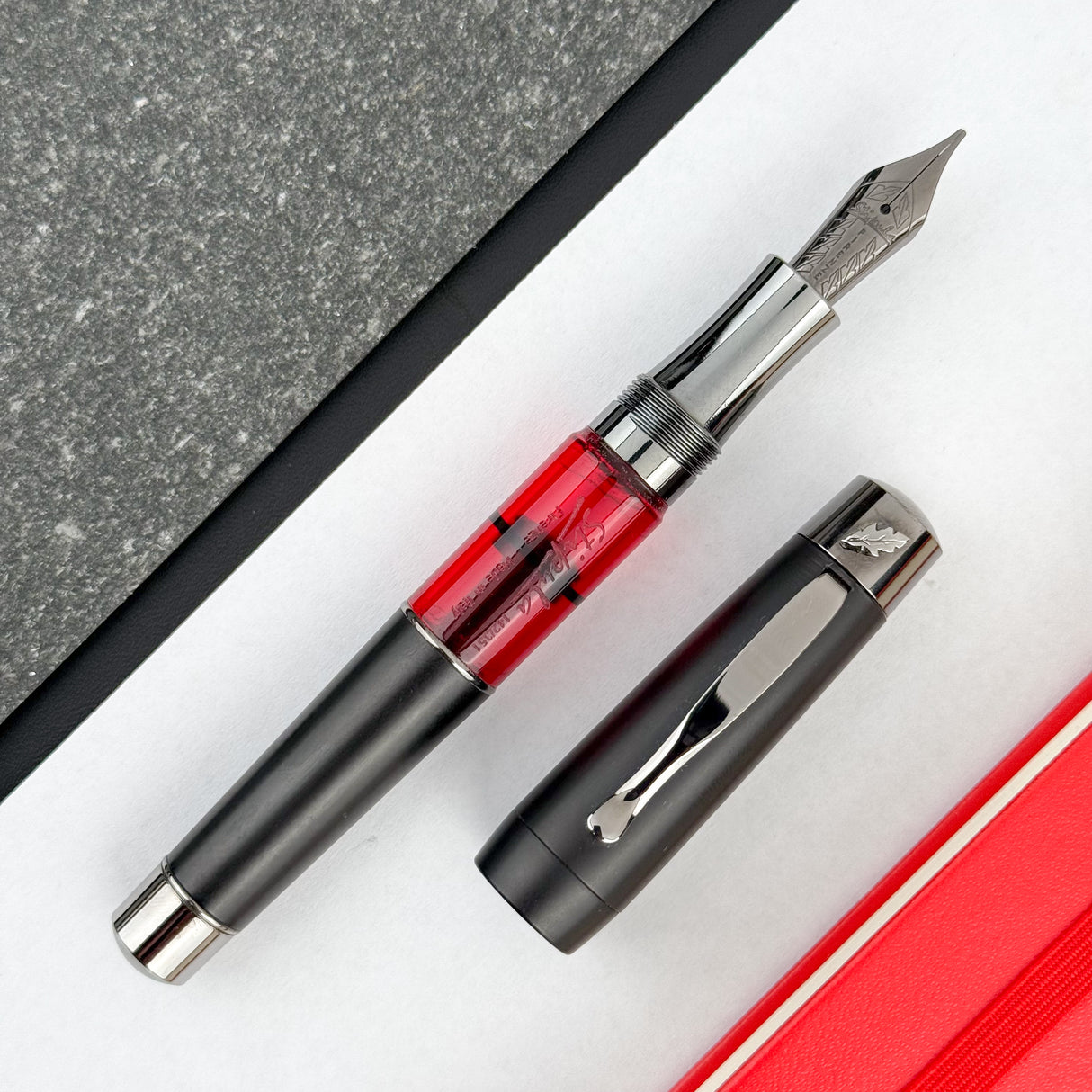 Stipula La Ventidue Fountain Pen - Carminio