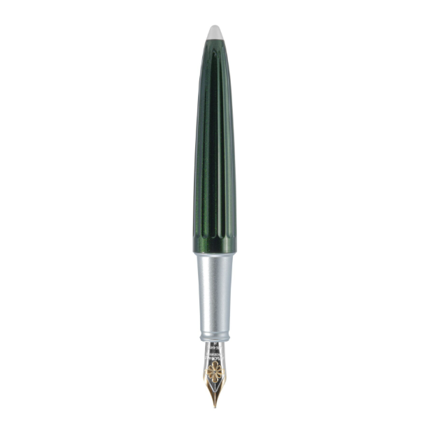 Diplomat Aero Fountain Pen - Evergreen
