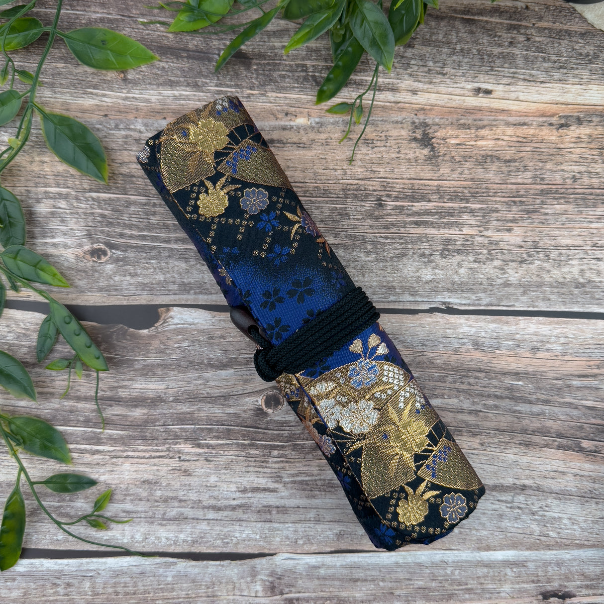 Taccia Kimono Pen Wrap - 8 Slot