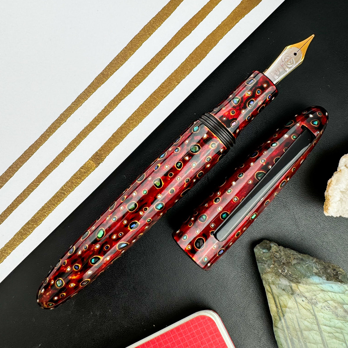 TACCIA Empress Fountain Pen - Shin Tsugaru Nuri Ame-Iro (Limited Edition)