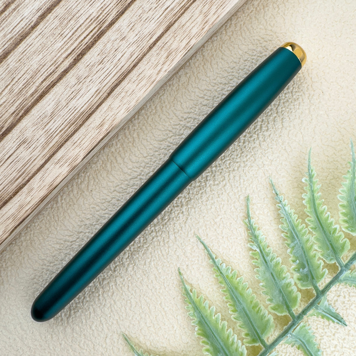 Tom's Studio The Studio Fountain Pen - Ivy