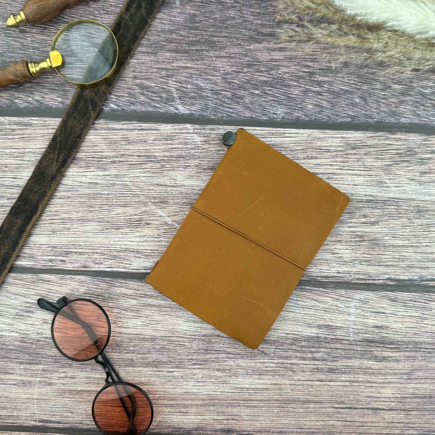 Traveler's Leather Notebook - Passport Size - Camel