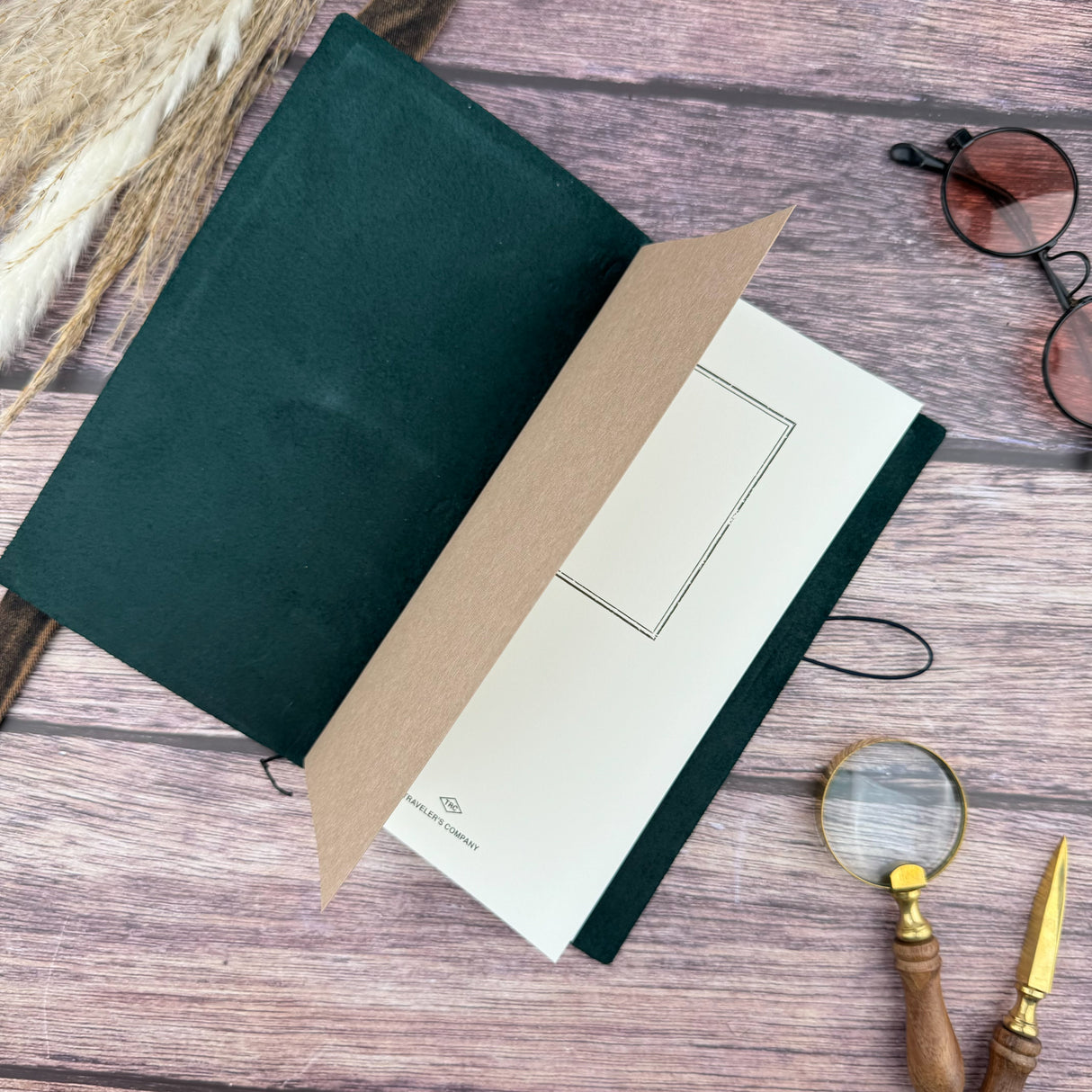 Traveler's Leather Notebook - Regular Size - Blue