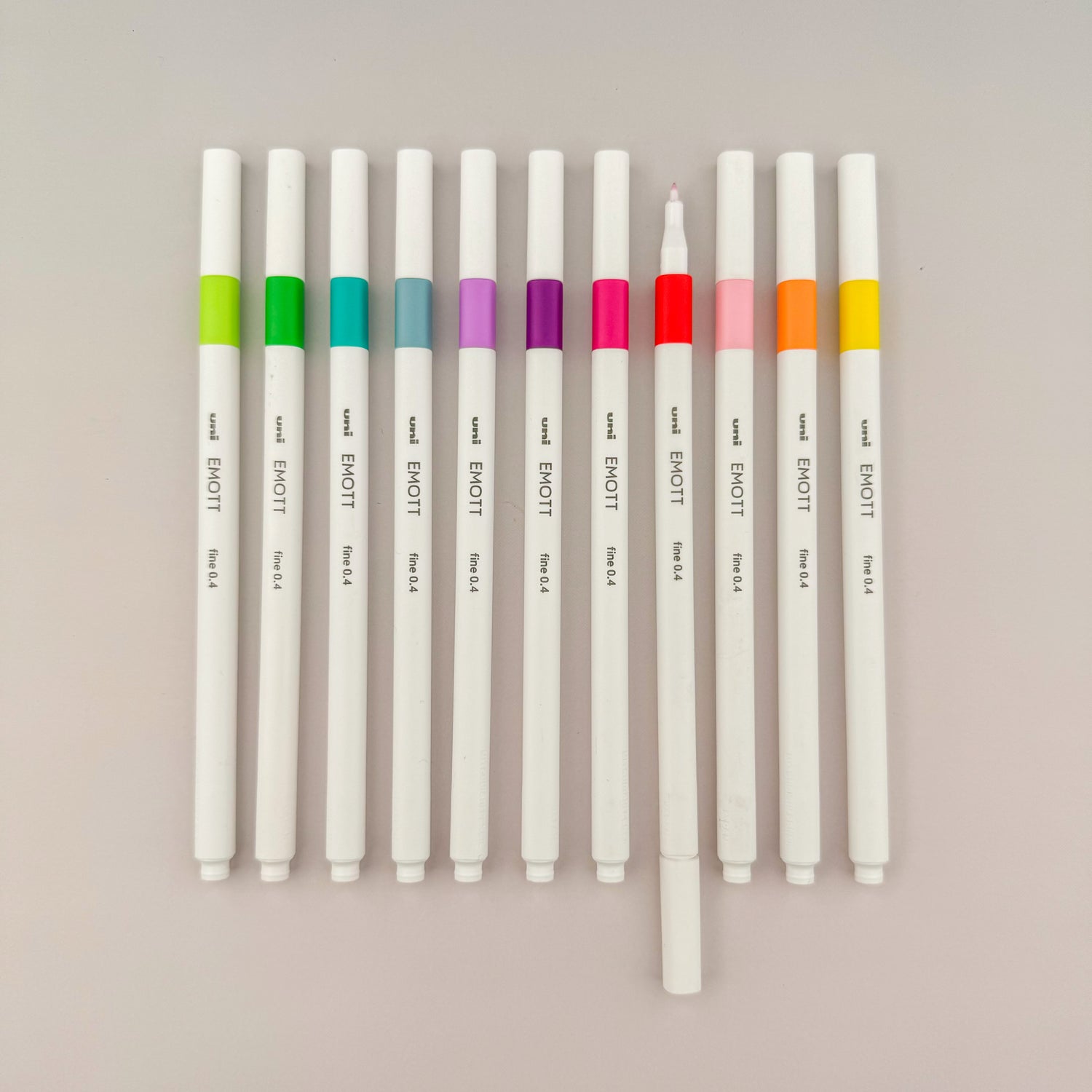 Uni-ball Emott Fine Line Marker Pen