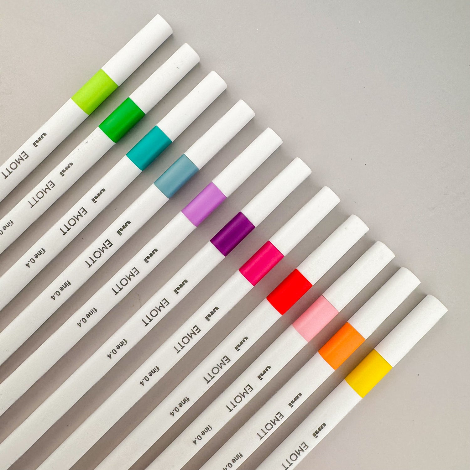 Uni-ball Emott Fine Line Marker Pen